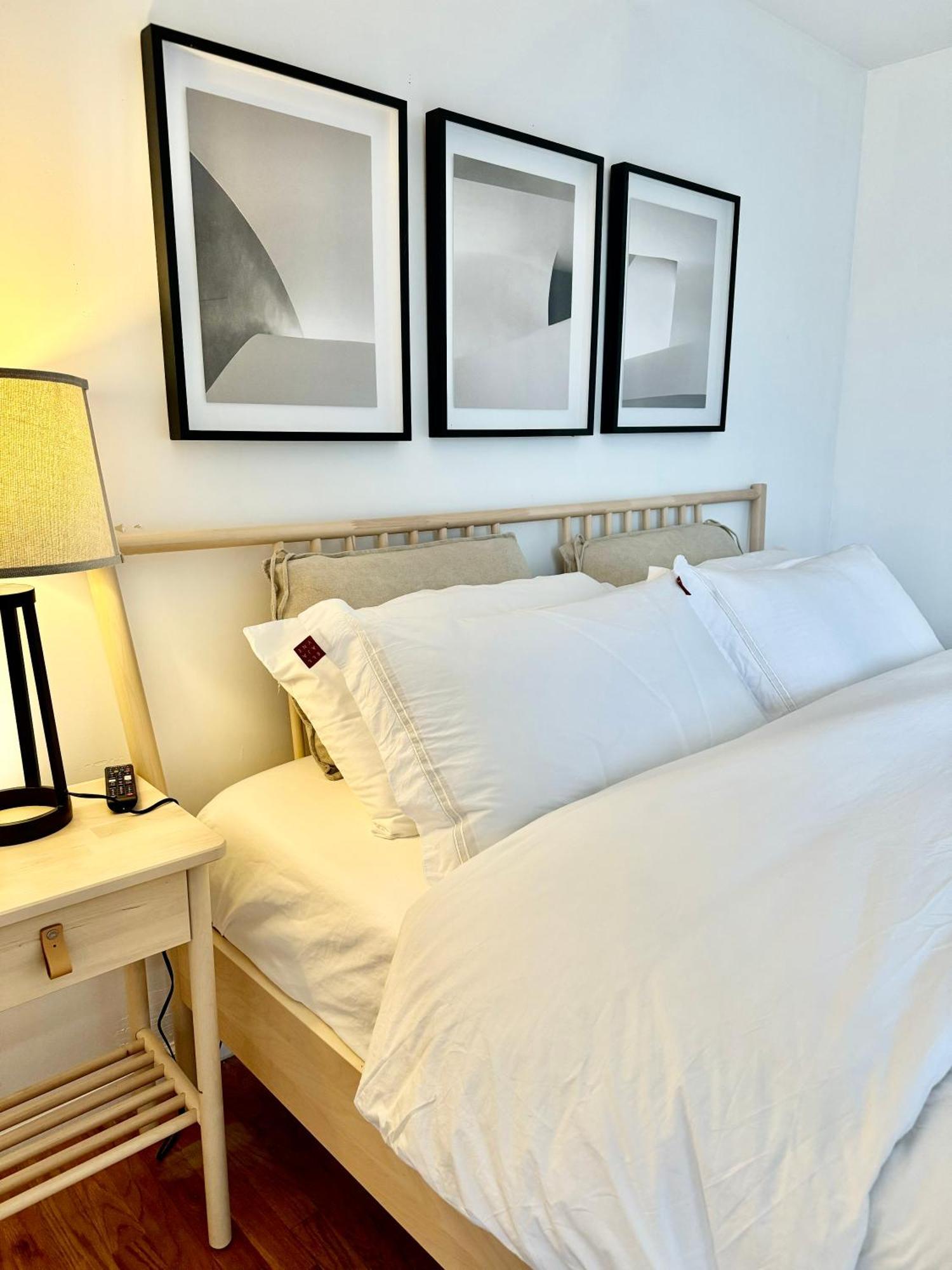 Stylish Evergreen Apartment By Newark Airport Exterior photo
