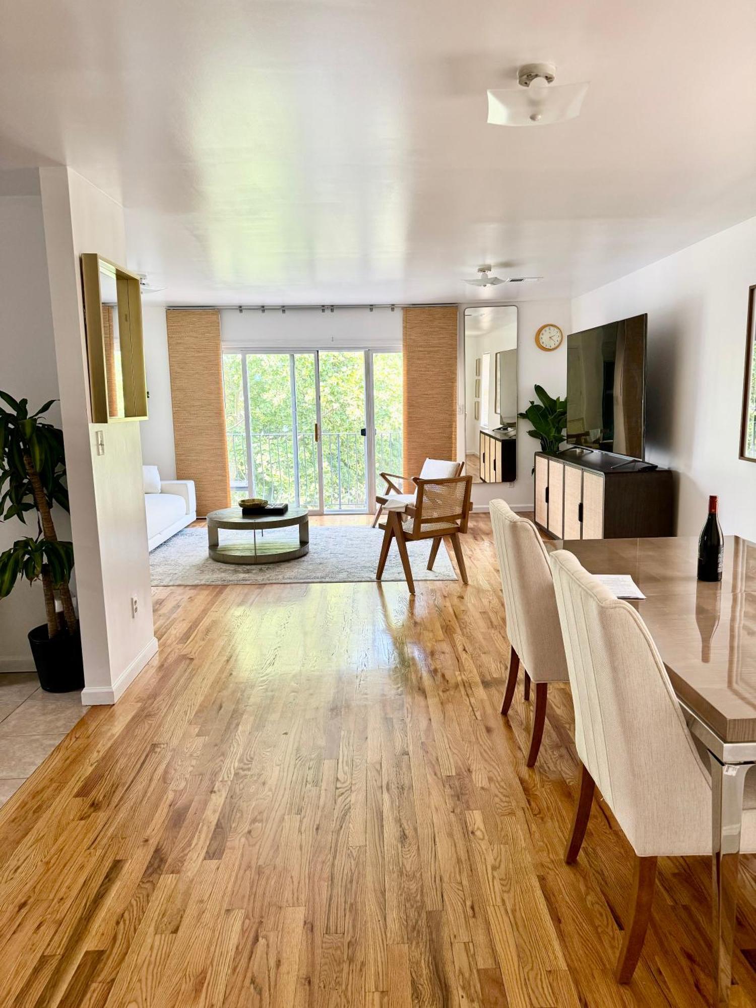 Stylish Evergreen Apartment By Newark Airport Exterior photo