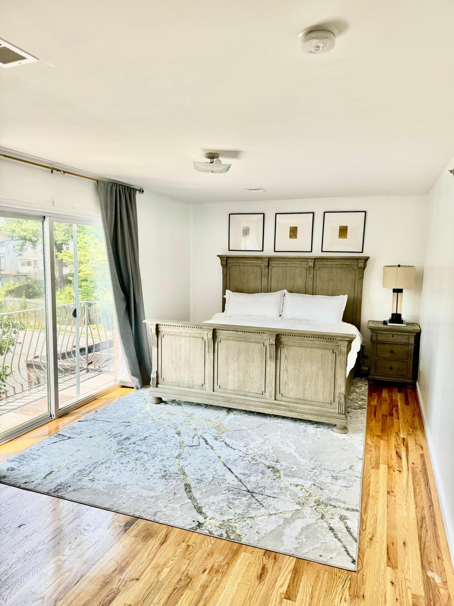 Stylish Evergreen Apartment By Newark Airport Exterior photo